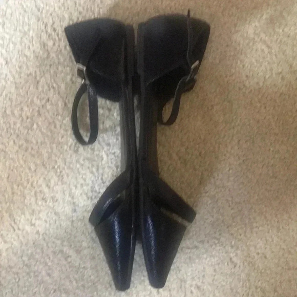 Mio Marino Black Flats - Picture 4 of 6